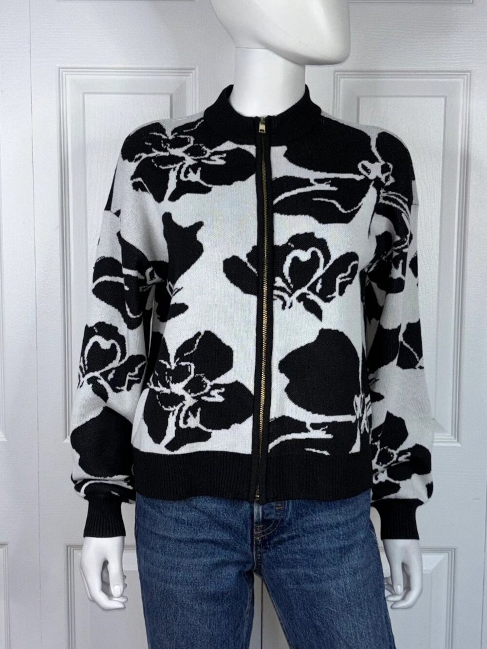 ELLA JANE women's knit floral cardigan full zip size Medium